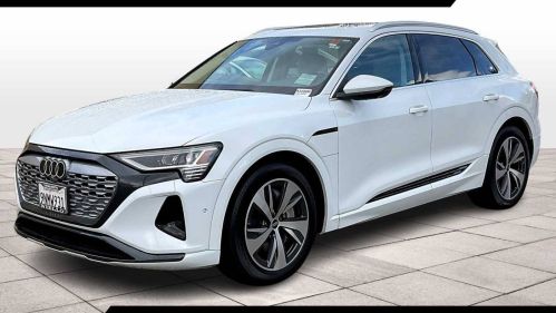 2024 Audi Q8 e-tron - Images - 1