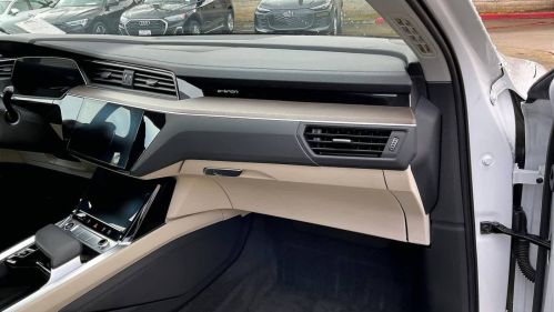 2024 Audi Q8 e-tron - Images - 14