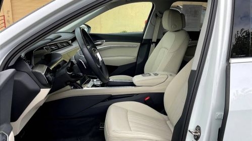 2024 Audi Q8 e-tron - Images - 19