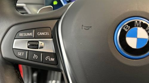 2024 BMW 3 Series - Images - 9