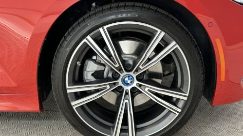 2024 BMW 3 Series - Images - 27