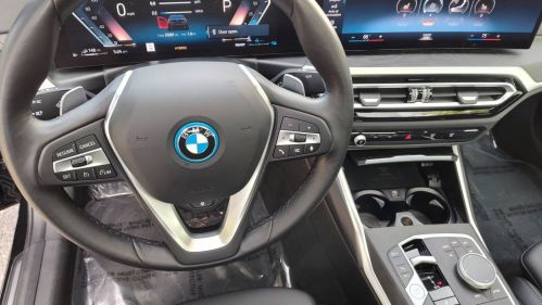 2024 BMW 3 Series - Images - 4