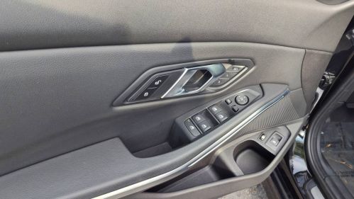 2024 BMW 3 Series - Images - 17