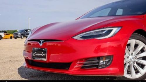 2016 Tesla Model S - Images - 3