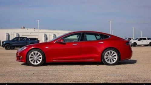 2016 Tesla Model S - Images - 4