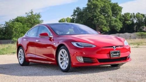 2016 Tesla Model S - Images - 7