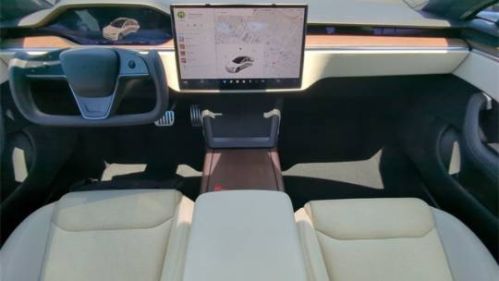 2023 Tesla Model S - Images - 15