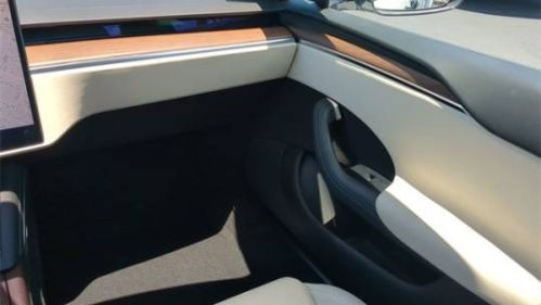 2023 Tesla Model S - Images - 17