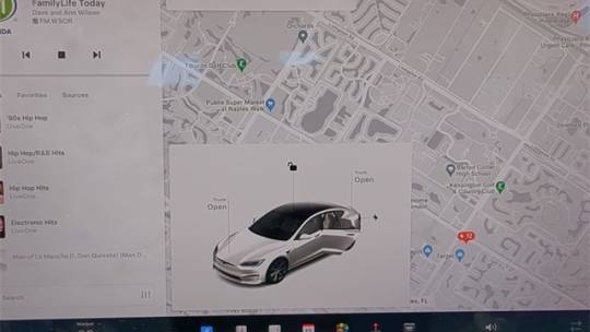 2023 Tesla Model S - Images - 18