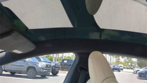 2023 Tesla Model S - Images - 21
