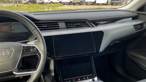 2024 Audi Q8 e-tron - Images - 6