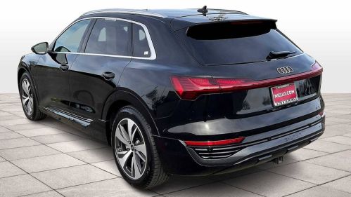 2024 Audi Q8 e-tron - Images - 10