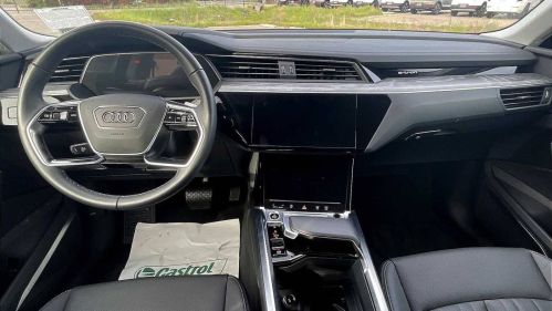 2024 Audi Q8 e-tron - Images - 13