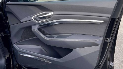 2024 Audi Q8 e-tron - Images - 18