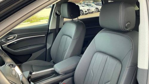 2024 Audi Q8 e-tron - Images - 19