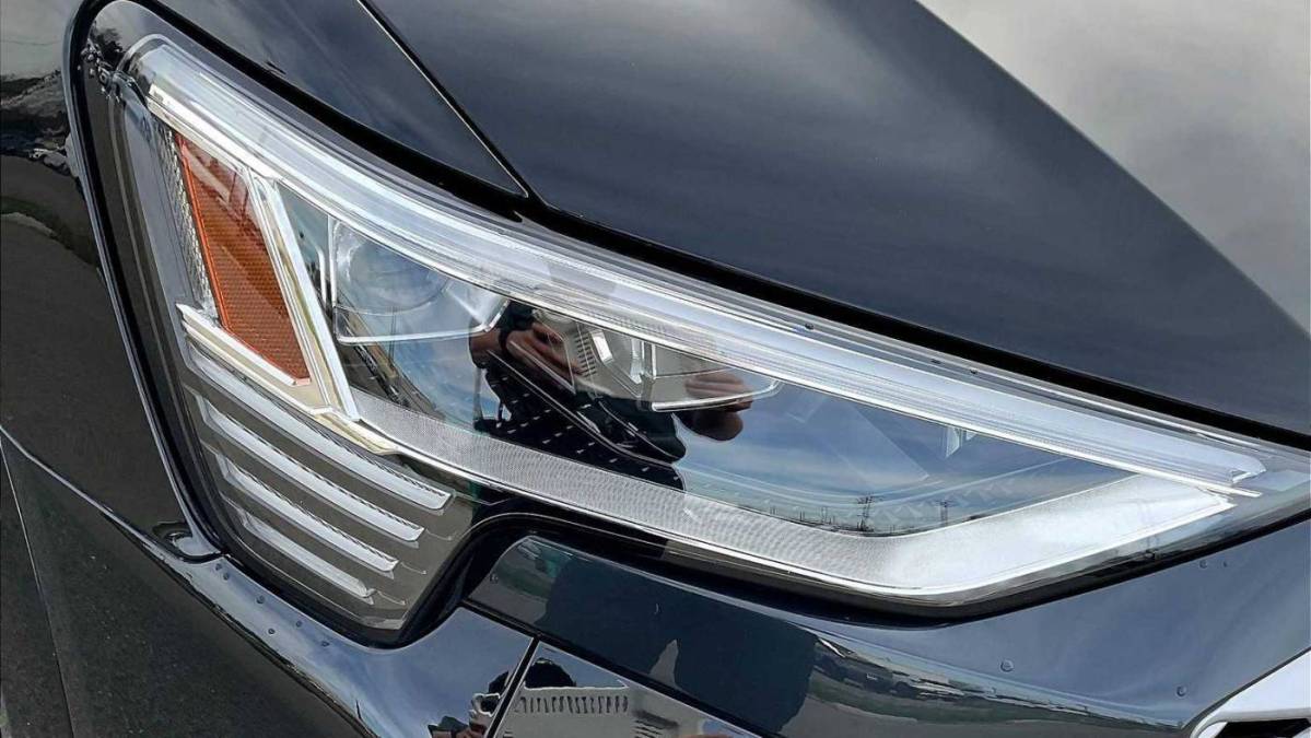 2024 Audi Q8 e-tron - Images - 22