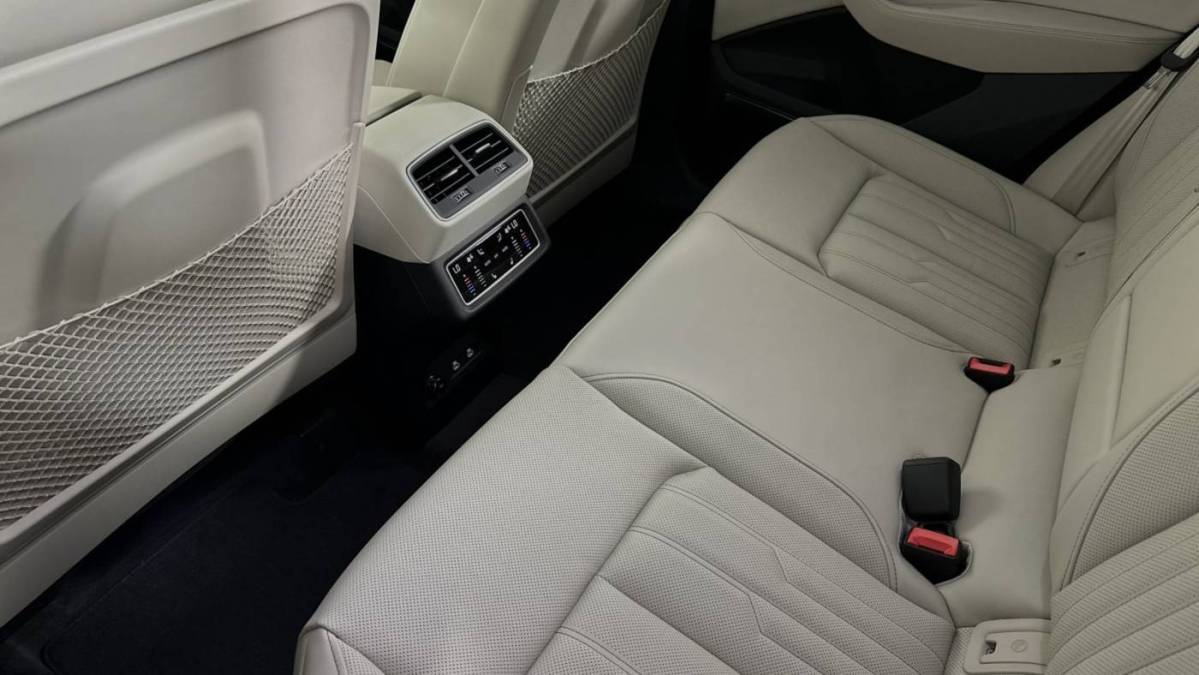 2024 Audi Q8 e-tron - Images - 8