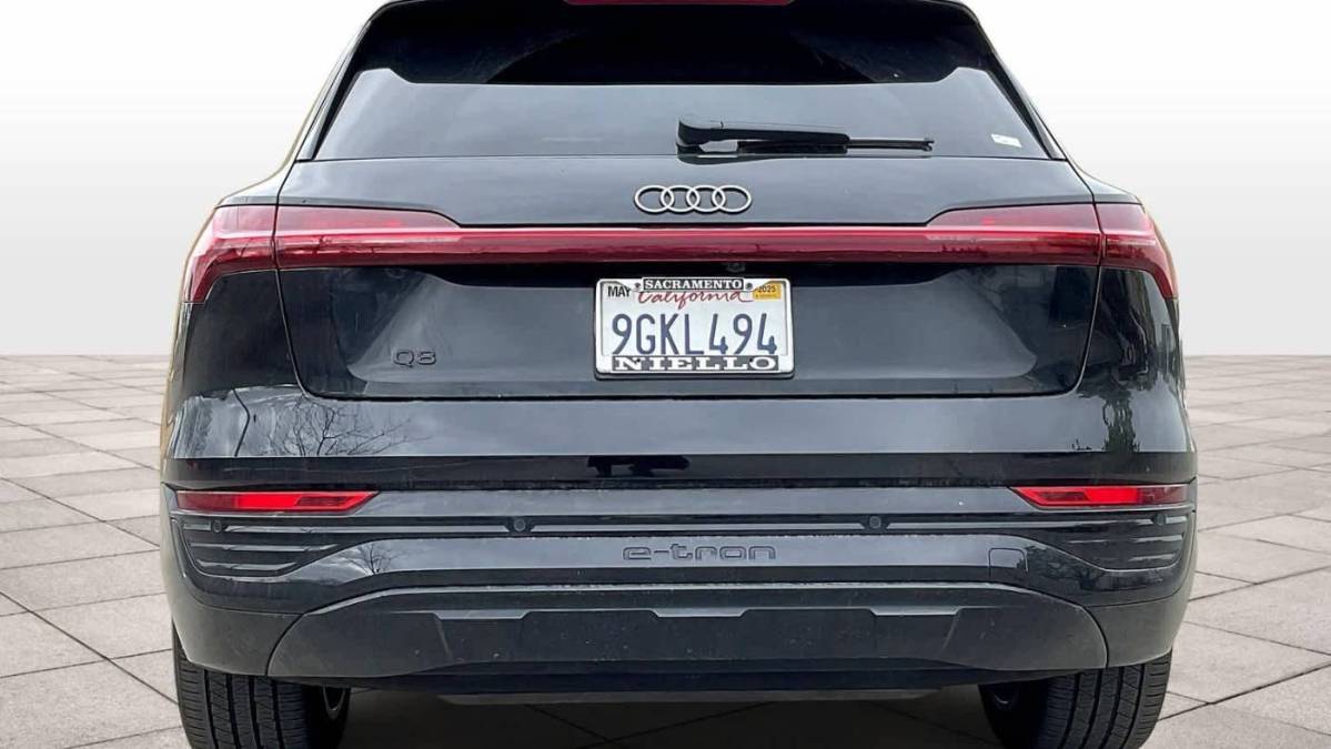 2024 Audi Q8 e-tron - Images - 4