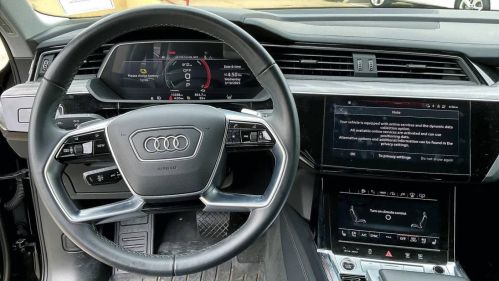 2024 Audi Q8 e-tron - Images - 5
