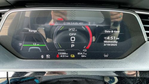 2024 Audi Q8 e-tron - Images - 16