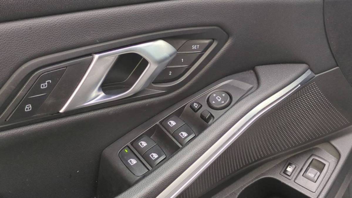 2024 BMW 3 Series - Images - 14