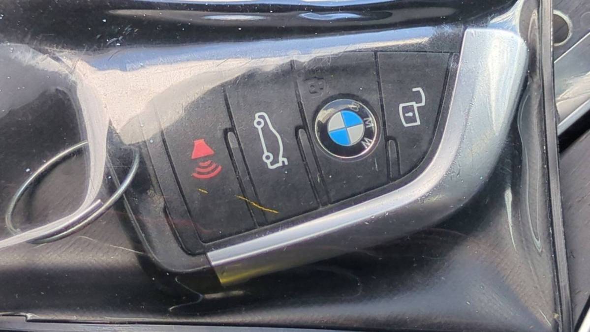2024 BMW 3 Series - Images - 33