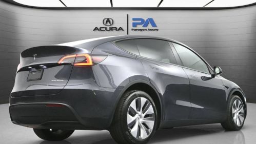 2024 Tesla Model Y - Images - 12