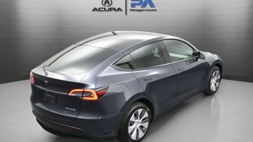 2024 Tesla Model Y - Images - 14