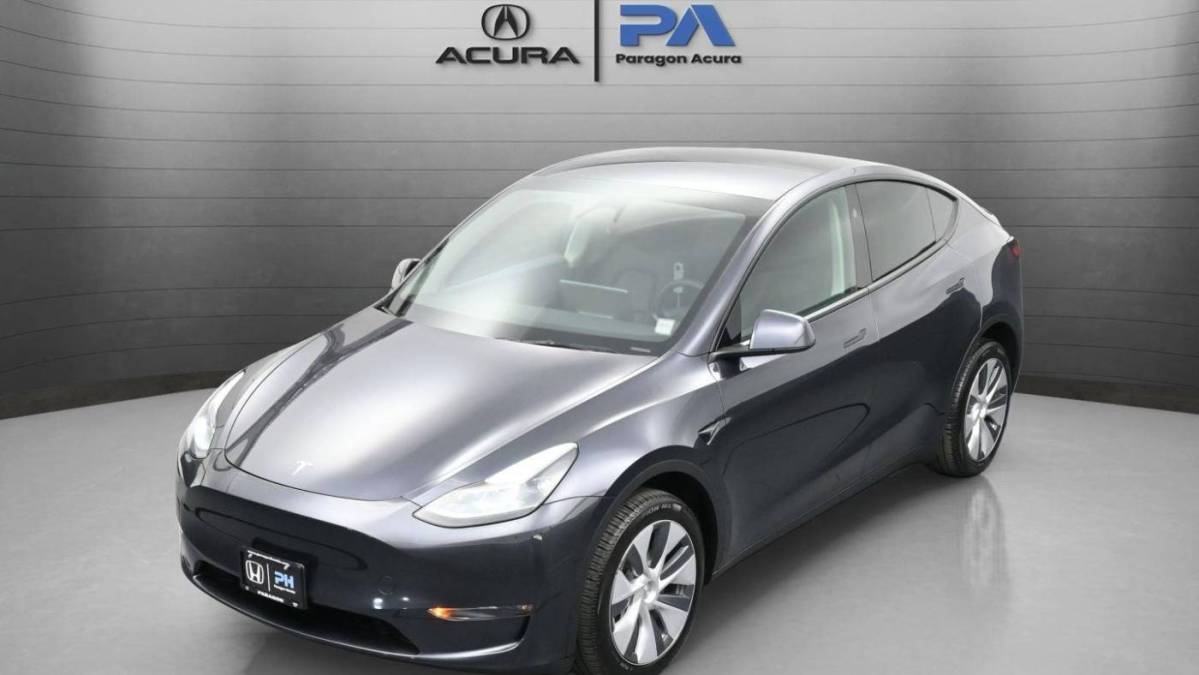 2024 Tesla Model Y - Images - 16