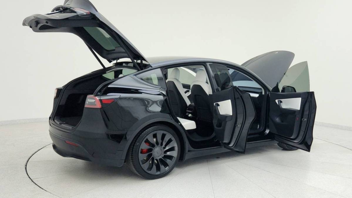 2022 Tesla Model Y - Images - 12