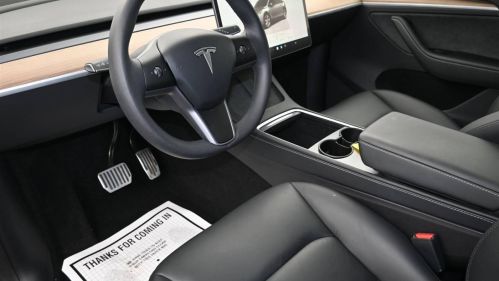 2024 Tesla Model Y - Images - 17