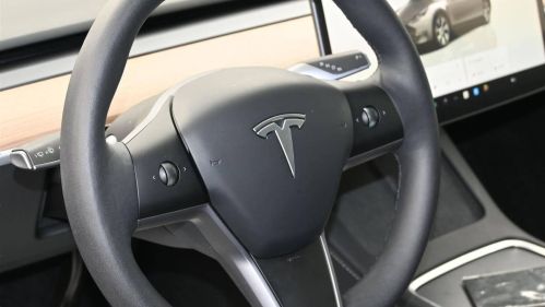 2024 Tesla Model Y - Images - 24