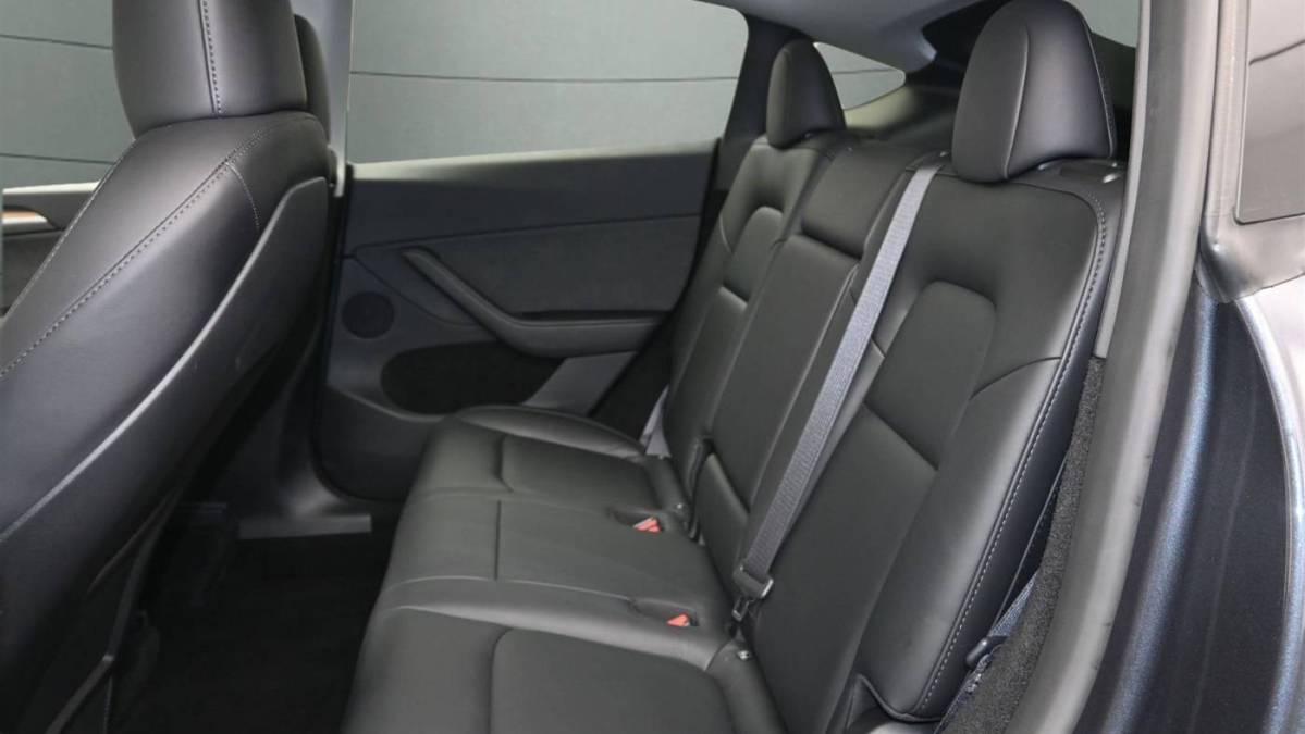 2024 Tesla Model Y - Images - 25
