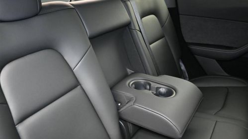 2024 Tesla Model Y - Images - 32