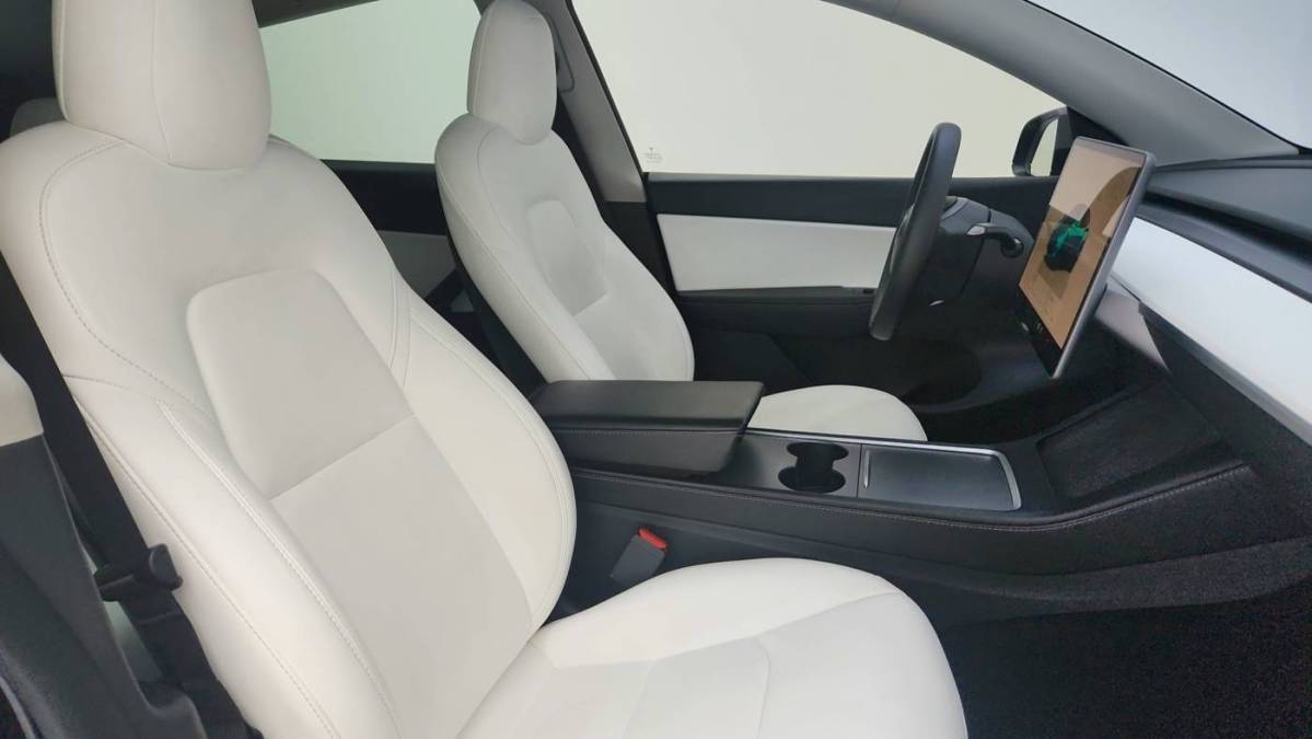 2022 Tesla Model Y - Images - 27