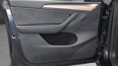 2024 Tesla Model Y - Images - 34
