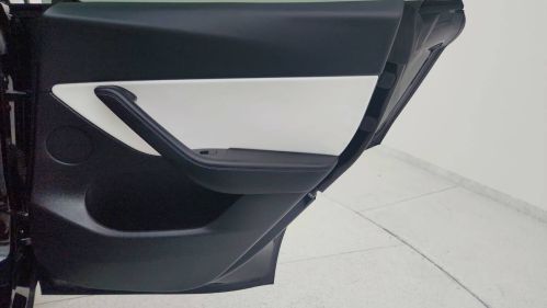 2022 Tesla Model Y - Images - 30