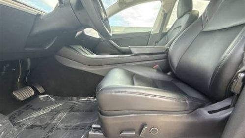 2021 Tesla Model Y - Images - 12