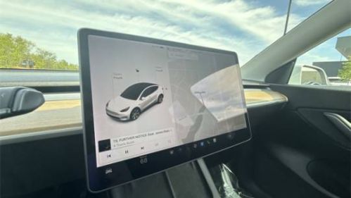 2021 Tesla Model Y - Images - 16