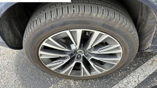 2022 Volvo XC90 - Images - 10