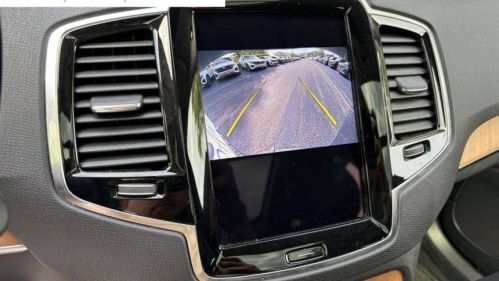 2022 Volvo XC90 - Images - 21