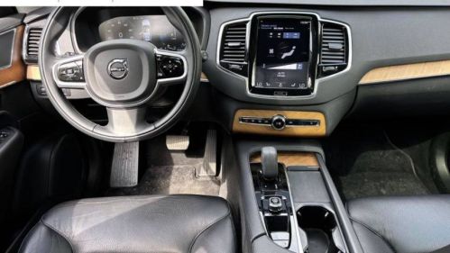 2022 Volvo XC90 - Images - 28