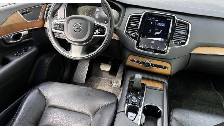 2022 Volvo XC90 - Images - 30