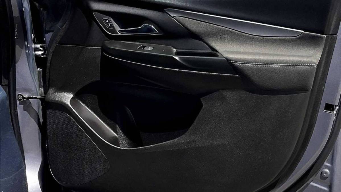 2023 Chevrolet Bolt - Images - 12