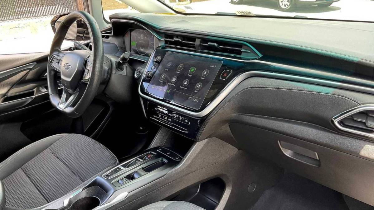 2023 Chevrolet Bolt - Images - 14