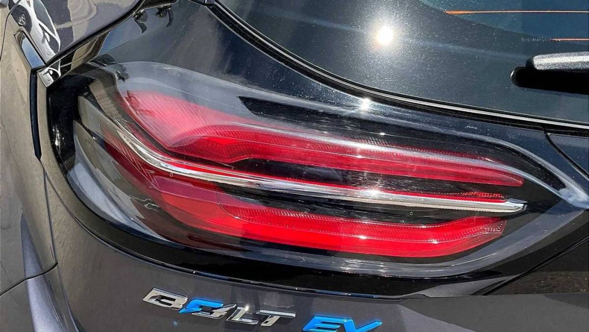 2023 Chevrolet Bolt - Images - 32