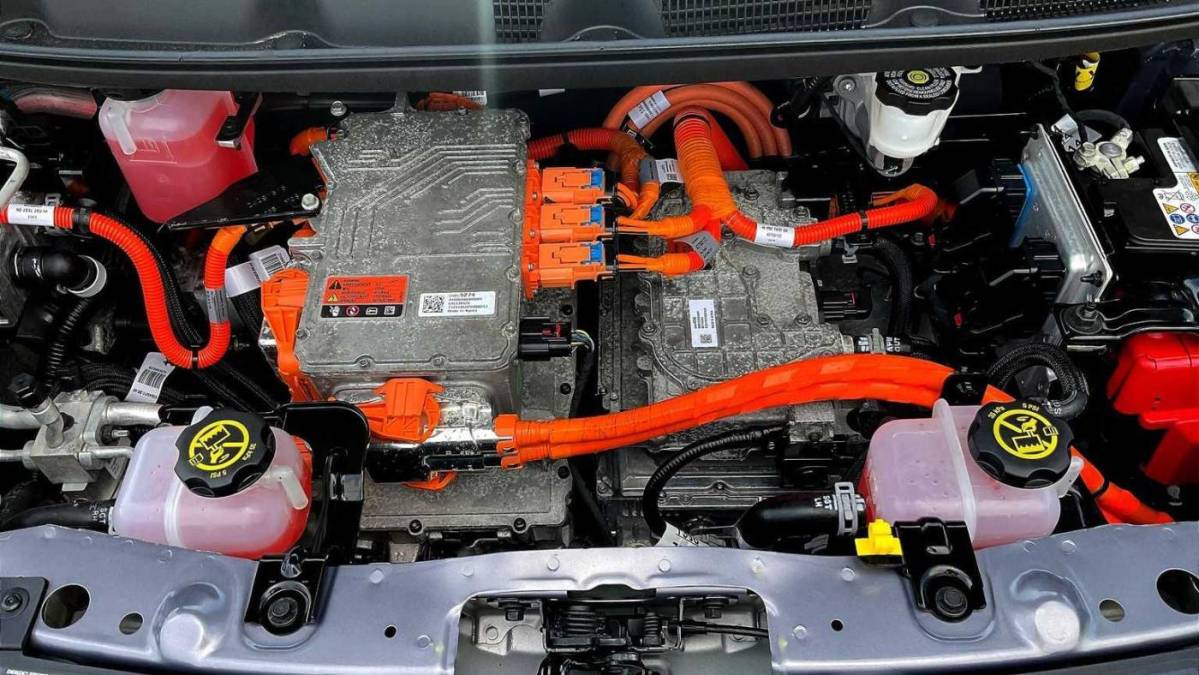 2023 Chevrolet Bolt - Images - 33