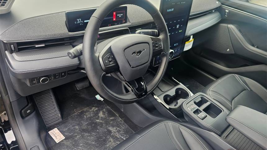 2025 Ford Mustang Mach E 3FMTK3SU1SMA09309