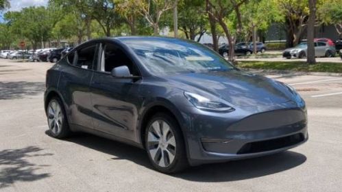 2023 Tesla Model Y - Images - 11