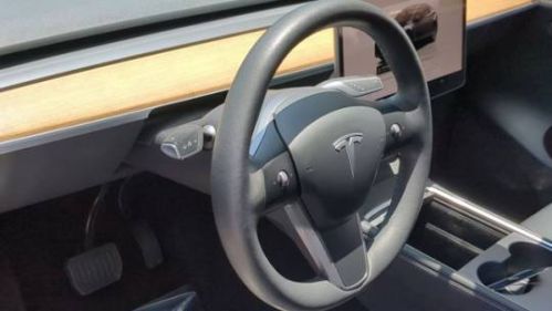 2023 Tesla Model Y - Images - 17